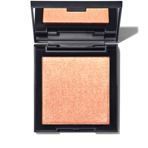 🆕️MORPHE HIGHLIGHTER - SPARK 🆕️ - Picture 1 of 3